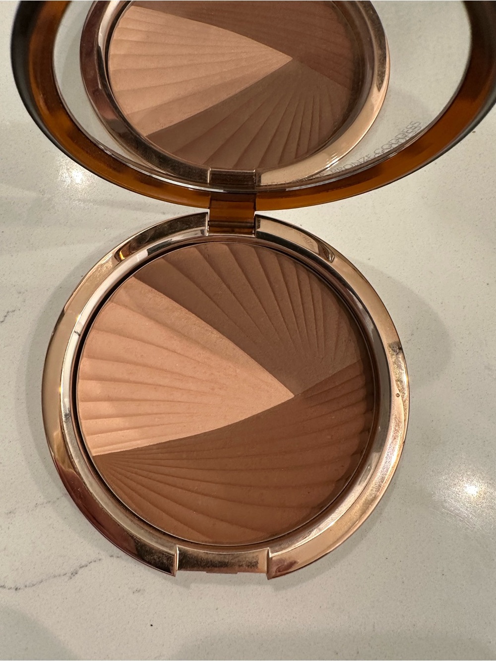 Bronze Goddess matte & Glow trio palette 01-Mirage